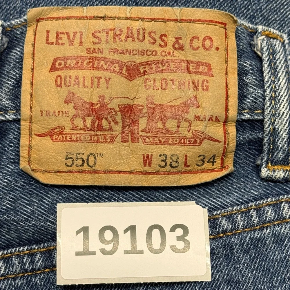 Levis 550 Jeans Mens Measures 37x34‎ Tag 38x34 Blue Relaxed Fit Tapered Workwear